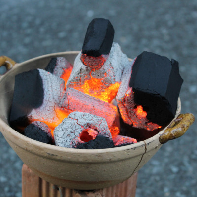 Than nướng không khói làm từ Gáo dừa chính hãng R2D hộp 2Kg an toàn cho người dùng