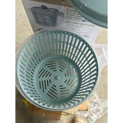 Rổ Quay Rau Vắt Rau Sống Việt Nhật 2 Lớp Có Miệng Rót Nước, Tay Cầm Chắc Chắn Màu Pastel - HÀNG CHÍNH HÃNG MINIIN
