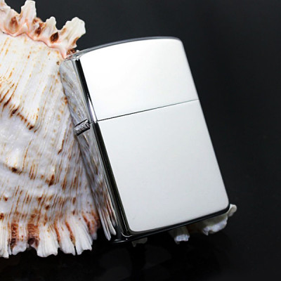 Bật lửa diêm xăng V.1 (Màu Bạc)