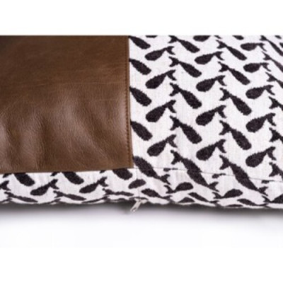 Gối sofa tựa lưng hình vuông cao cấp, kết hợp da bò thật và vải DVH6006C | REEKO