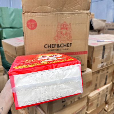 Khăn giấy 4 lớp treo tường dạng rút tiết kiệm, an toàn, tiện lợi