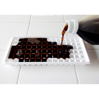 Combo 02 Khay nhựa làm đá đa dụng Kokubo - Nội địa Nhật Bản (01 khay 8 thanh dài + 01 khay 84 viên mini)