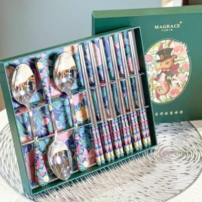 Set đũa thìa ăn phở Magrace Paris họa tiết (hộp 6 thìa, 6 đôi đũa ) Hàng chính hãng