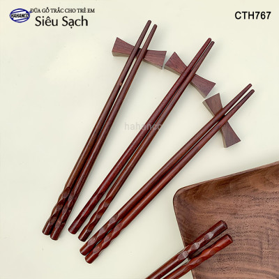 Đũa Trắc vấu tròn dành riêng cho bé (1 đôi) tập gắp làm quen đôi đũa (CTH767) tạo thói quen dùng đúng đồ của mình - an toàn sức khỏe - không chất độc hại