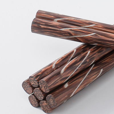 Vỉ 10 đôi đũa Dừa đá xoắn PHUSANG được làm từ gỗ tự nhiên không chất bảo quản dùng trong nhà hàng khách sạn và bàn ăn