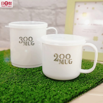 Cốc nhựa nắp mềm Nakaya 300ml có quai tiện lợi ( Giao màu ngẫu nhiên ) - xuất xứ Nhật Bản