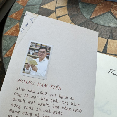 THƯ CHO EM - Chuyện tình tướng Hoàng Đan và vợ qua lời kể con trai - Hoàng Nam Tiến – Nhã Nam - Nxb Hội Nhà Văn 