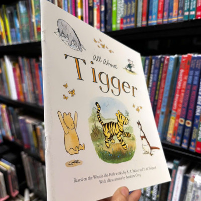 Sách - All About Tigger by A.A.Milne - Sách ngoại văn, sách thiếu nhi tiếng Anh, bìa mềm, nhập khẩu UK