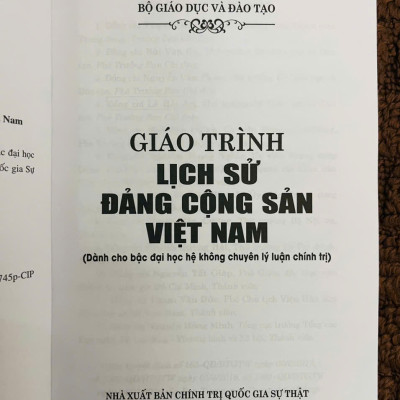 GIÁO TRÌNH LỊCH SỬ ĐẢNG CỘNG SẢN VIỆT NAM (DÀNH CHO BẬC ĐẠI HỌC HỆ KHÔNG CHUYÊN LÝ LUẬN CHÍNH TRỊ)