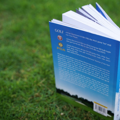 H2-Sách dạy golf tiếng việt - "Chinh phục short game cùng James Sieckmann - Giúp bạn làm chủ các cú đánh từ 120 yard trở lại"