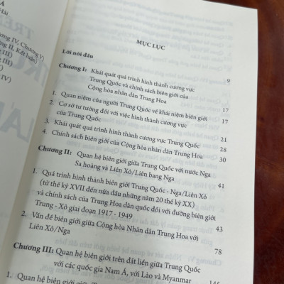 Quan hệ biên giới trên đất liền giữa TRUNG QUỐC với các nước láng giềng – Đinh Quang Hải - Maiha Books