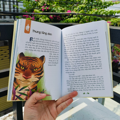 Sống Giữa Bầy Voi - Vũ Hùng