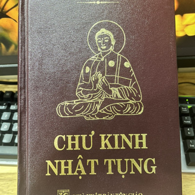 Sách - Chư Kinh Nhật Tụng - Các bộ kinh Phật quan trọng cho Phật tử tụng niệm mỗi ngày