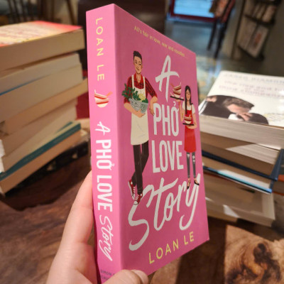 Sách - A Phở Love Story by Loan Le - Romance in English