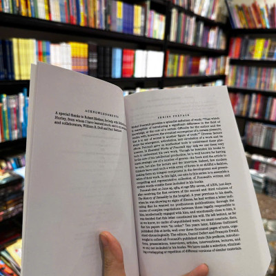 Sách - Aesthetics - Essential Works 1954-84 by Michel Foucault - Penguin Modern Classics - Sách Ngoại Văn