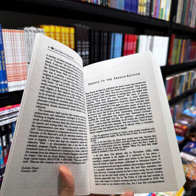 Sách - Letters to Sartre by Simone de Beauvoir translated and edited by Quintin Hoare - Vintage Classics- Sách Ngoại Văn