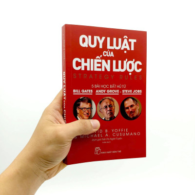 Quy Luật Của Chiến Lược - Năm Bài Học Bất Hủ Từ Bill Gates, Andy Grove Và Steve Jobs (Tái Bản 2022)