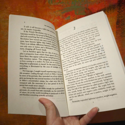 Sách - The Unbearable Lightness of Being by Milan Kundera - Classics/Kinh điển tiếng Anh/Nhập US