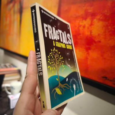 Sách - Introducing Fractals: A Graphic Guide by Nigel Lesmoir-Gordon - Science / Nonfiction