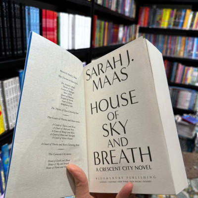 Sách - The House of Sky and Breath by Sarah J. Maas - Sách Ngoại Văn
