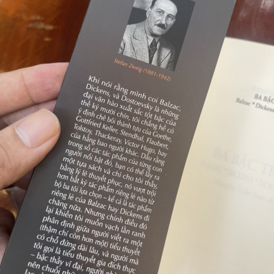 [tặng tấm postcard bức họa Ba Bậc Thầy] BA BẬC THẦY BALZAC * DICKENS * DOSTOEVSKY – Stefan Zweig – Người dịch Nguyễn Tuấn Bình – Bình Book - NXB Tri Thức (bìa mềm)