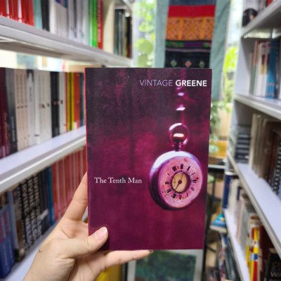 Sách - The Tenth Man by Graham Greene - Fiction /Classics /Historical Fiction in English