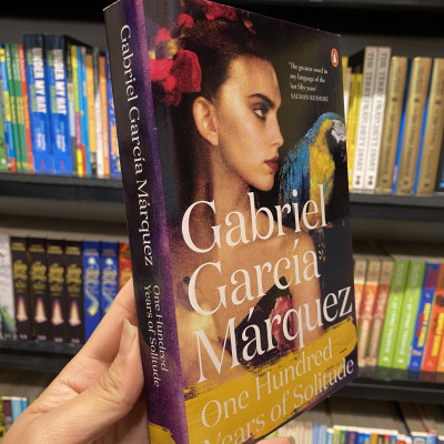 Sách - One Hundred Years of Solitude by Gabriel Garcia Marquez - Sách Ngoại văn, bìa mềm