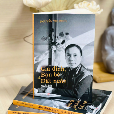 Combo Điệp Viên Hoàn Hảo X6 - Phạm Xuân Ẩn + Hồi Ký Nguyễn Thị Bình - Gia Đình, Bạn Bè Và Đất Nước (Bìa Mềm)
