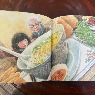 [Bìa cứng có áo] TẠM BIỆT BÀ NGOẠI - Phạm Thị Hoài Anh – Crabit Kidbooks