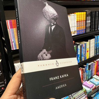 Sách - Amerika (PENGUIN CLASSICS) by Franz Kafka
