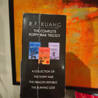Sách - The Complete Poppy War Trilogy Boxed Set: The Poppy War/The Dragon Republic/The Burning God #1 New York Times/Ngoại văn chính hãng