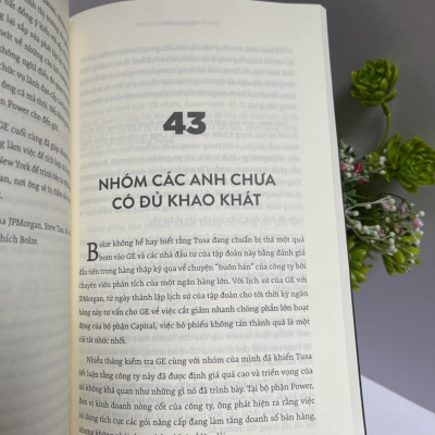 SẬP NGUỒN - SỰ TRỖI DẬY VÀ SUY TÀN CỦA GÃ KHỔNG LỒ GENERAL ELECTRIC -  Thomas Gryta & Ted Mann - Nguyễn Thúy Quỳnh dịch –BáchViệt – NXB Thanh Niên