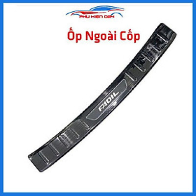 Ốp chống trầy cốp Fadil 2019-2020-2021-2022 thép không gỉ vân titan bảo vệ xe chống va đập