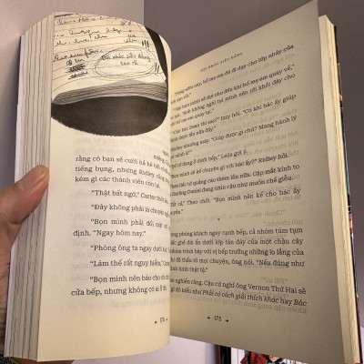 (Bestseller tác phẩm thiếu nhi tiêu biểu của New York Times) (Từ diễn viên How I Met  Your Mother) ĐỘI NHÓC SIÊU ĐẲNG (The Magic Misfits) - Neil Patrick Harris