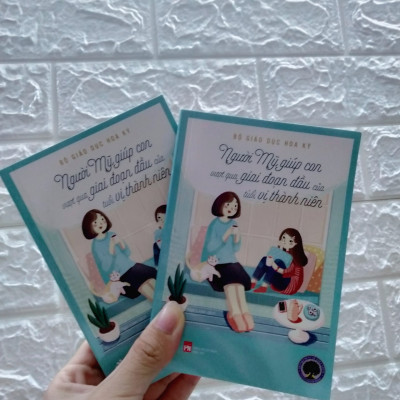Combo Ehon Nhật Bản: Ai Ở Sau Lưng Bạn Thế ? (Trọn Bộ 6 Cuốn) - Tặng Kèm Sách Người Mỹ Giúp Con Vượt Qua Giai Đoạn Đầu Của Tuổi Vị Thành Niên