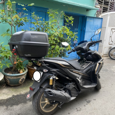 Baga Givi SRV NVX 155 VVA 2021, baga NVX 2021