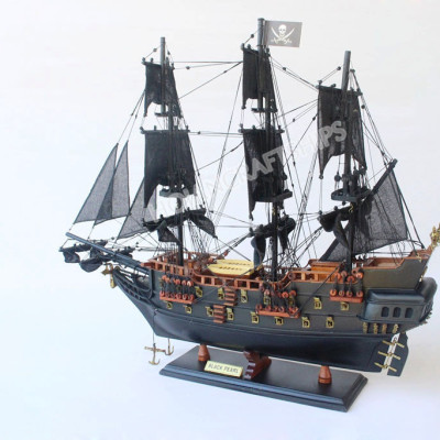 Mô hình thuyền Black Pearl (Ngọc Trai Đen) (dài 63cm)