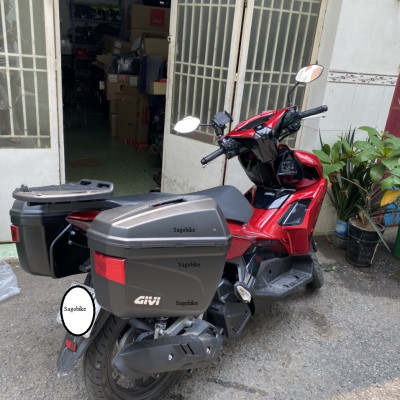 Thùng hông givi E22N, baga hông SBL Univerval, baga sau lắp cho xe SR Airblade 125/150