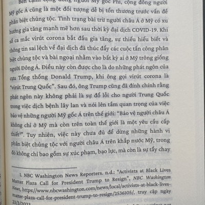 Quyền lực Mỹ trong quan hệ ngoại giao tiếp cận từ góc độ lịch sự và văn hóa (Sách chuyên khảo)
