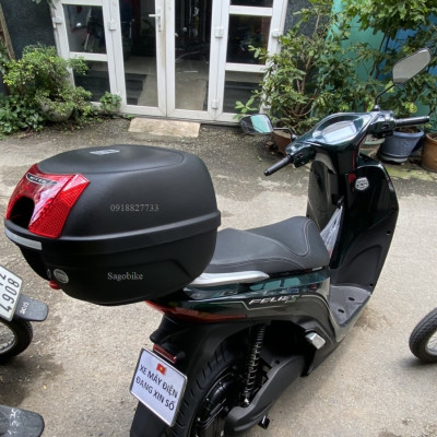 Thùng xe máy điện Feliz, thùng givi E26NX kèm đế gắn cho xe máy điện Vinfast Feliz