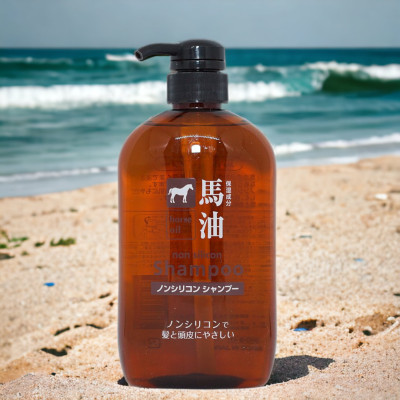 Dầu Gội Đầu Chiết Xuất Từ Dầu Ngựa Deve Cosme Station Horse Oil Shampoo (600 mL)