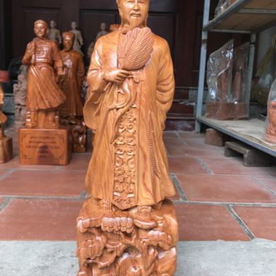 Tượng khổng minh gia cát lượng bằng gỗ hương đá kt cao 50×15×13.5cm