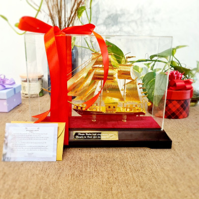 Mô hìnnh thuyền mạ vàng MT Gold Art(305 x 118x 225 mm) M03- Hàng chính hãng, quà tặng dành cho sếp, khách hàng, đối tác