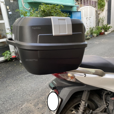 Thùng xe SH 125i, thùng Givi B45NM kèm đế và bộ kit gắn cho SH 125i
