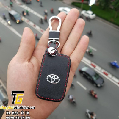 Bao da 3D bảo vệ chìa khóa xe Toyota Corolla Altis 2019 kèm móc đeo Inox