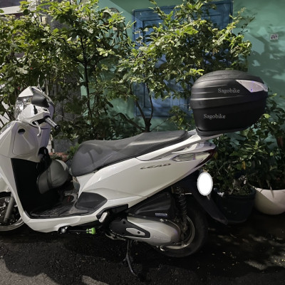 Thùng xe Lead, thùng givi B27NT kèm đế và kit gắn cho xe Lead