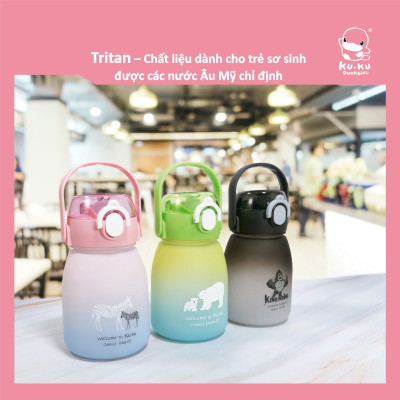 BÌNH UỐNG NƯỚC CÓ ỐNG HÚT CHO BÉ BẰNG NHỰA TRITAN KU5621 - 600ML