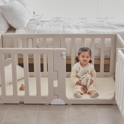 Leaf Babyroom Circle  - Hàng rào chắn / Quây cũi nhựa kiểu dáng hình chiếc lá bảo vệ an toàn cho bé Sản Xuất tại Hàn Quốc