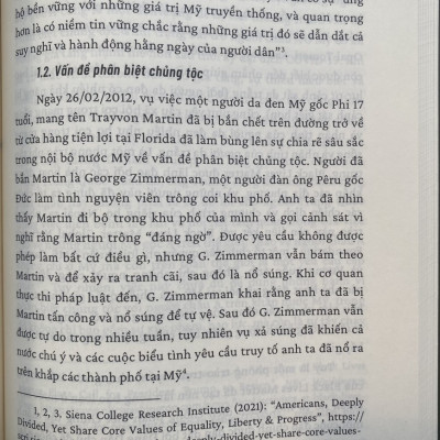 Quyền lực Mỹ trong quan hệ ngoại giao tiếp cận từ góc độ lịch sự và văn hóa (Sách chuyên khảo)