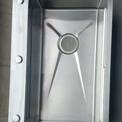 Chậu rửa chén bát 1 hố 7546 Valenza sus 304 dày 3li kèm khay inox, bộ xả to thoát nhanh ngăn mùi, rổ lỗ inox